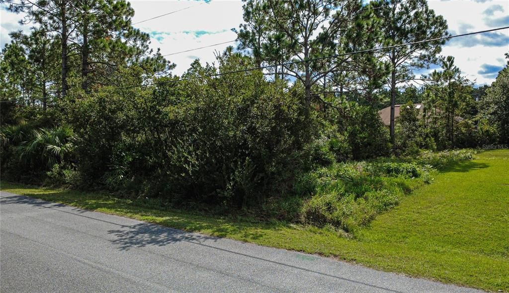 Activo con contrato: $79,900 (0.26 acres)