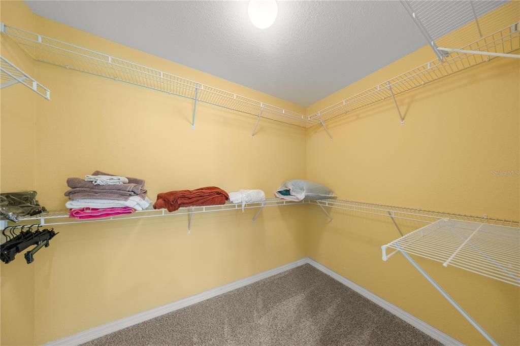 В аренду: $1,800 (2 спален, 2 ванн, 1374 Квадратных фут)
