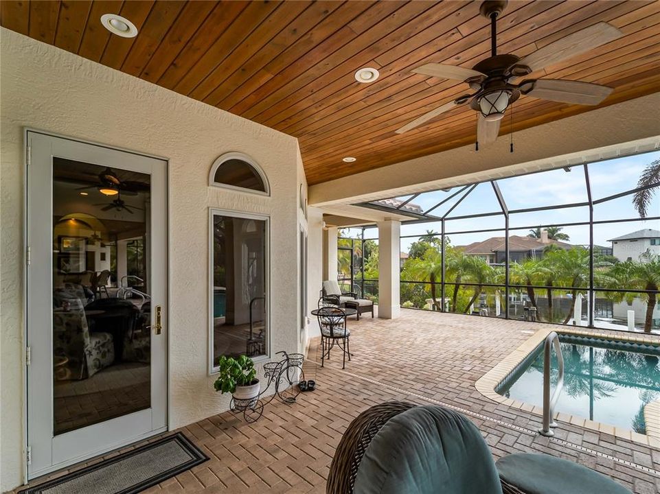 For Sale: $2,199,000 (4 beds, 3 baths, 4210 Square Feet)
