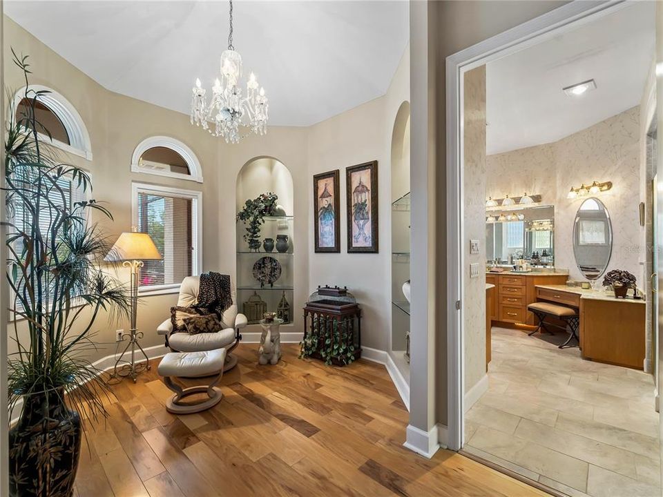 For Sale: $2,199,000 (4 beds, 3 baths, 4210 Square Feet)
