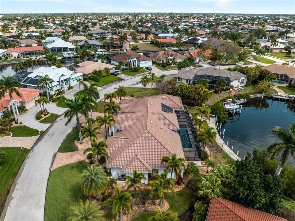 For Sale: $2,199,000 (4 beds, 3 baths, 4210 Square Feet)