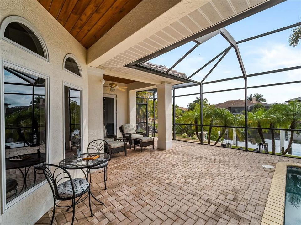 For Sale: $2,199,000 (4 beds, 3 baths, 4210 Square Feet)
