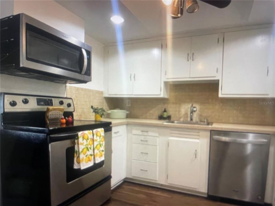 En Venta: $99,900 (1 camas, 1 baños, 756 Pies cuadrados)