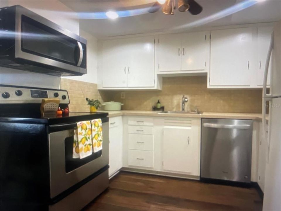 En Venta: $99,900 (1 camas, 1 baños, 756 Pies cuadrados)