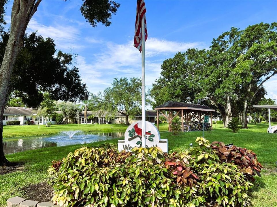 出租: $1,350 (1 贝兹, 1 浴室, 924 平方英尺)