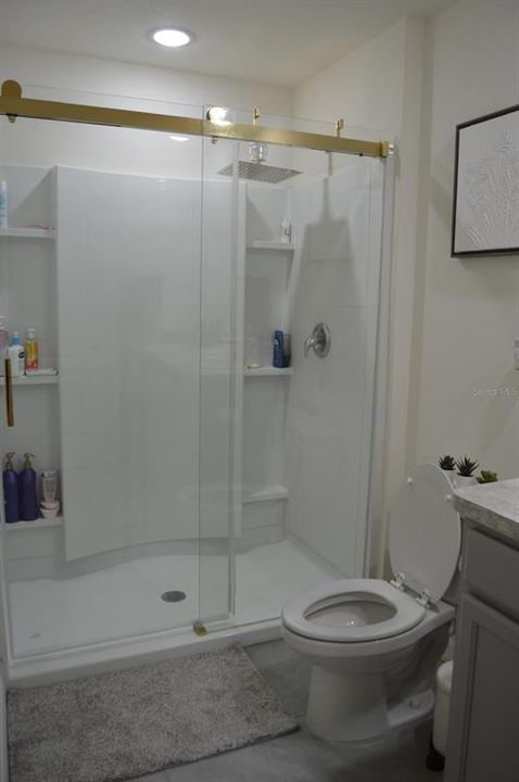 出租: $2,100 (3 贝兹, 2 浴室, 1452 平方英尺)