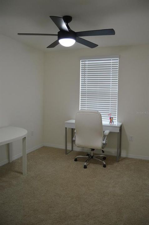 出租: $2,100 (3 贝兹, 2 浴室, 1452 平方英尺)