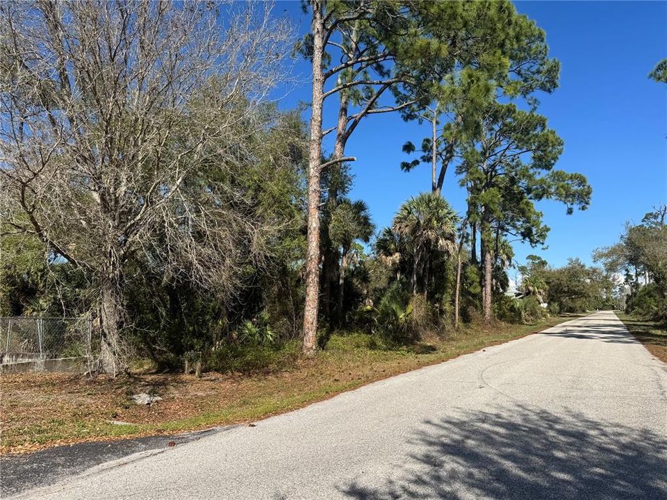 En Venta: $138,000 (0.23 acres)