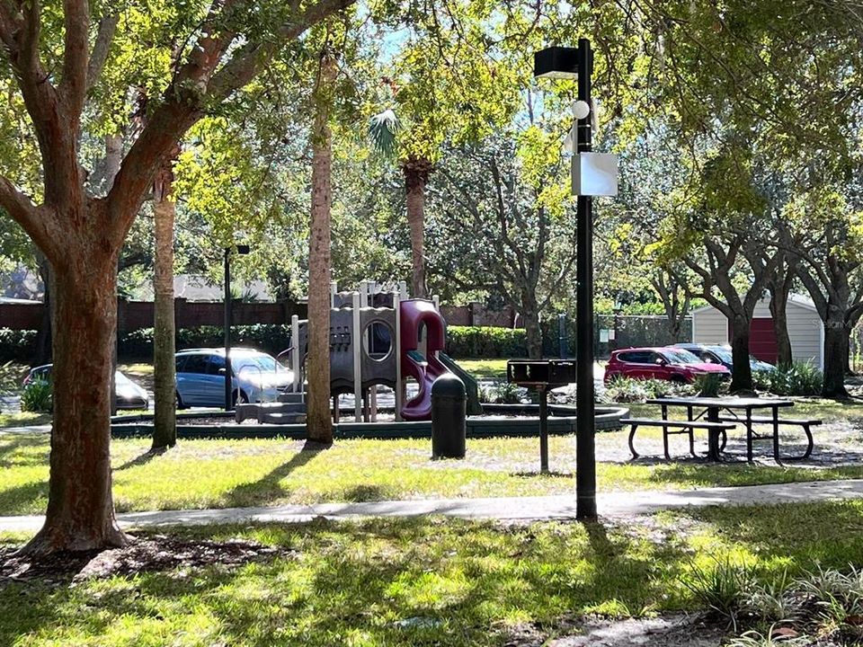 В аренду: $1,850 (2 спален, 2 ванн, 1109 Квадратных фут)