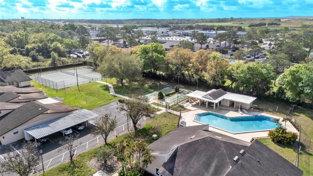 For Sale: $125,000 (2 beds, 2 baths, 1099 Square Feet)