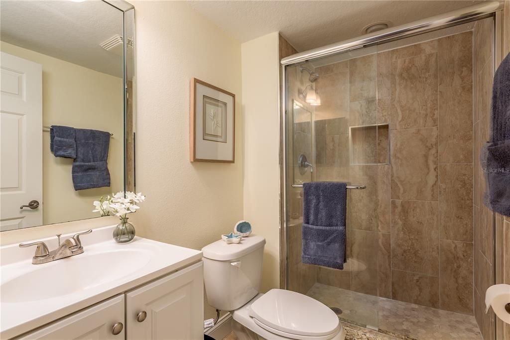 Active With Contract: $439,000 (2 beds, 2 baths, 1005 Square Feet)