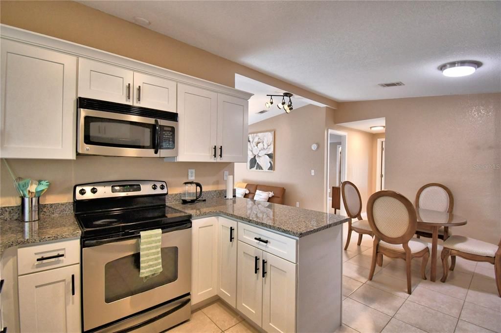 En Venta: $240,000 (3 camas, 2 baños, 1104 Pies cuadrados)