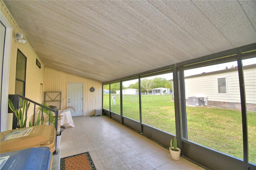 En Venta: $240,000 (3 camas, 2 baños, 1104 Pies cuadrados)