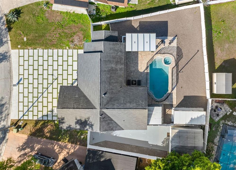 Activo con contrato: $585,000 (4 camas, 3 baños, 1697 Pies cuadrados)