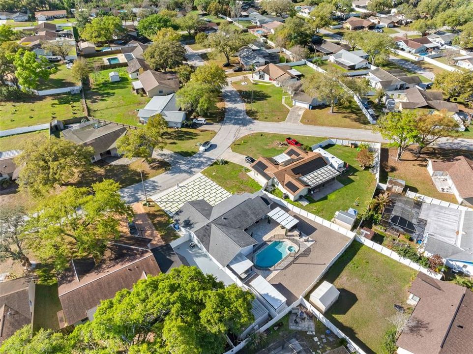 Activo con contrato: $585,000 (4 camas, 3 baños, 1697 Pies cuadrados)