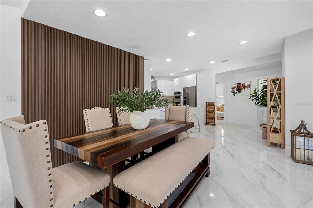 Activo con contrato: $585,000 (4 camas, 3 baños, 1697 Pies cuadrados)