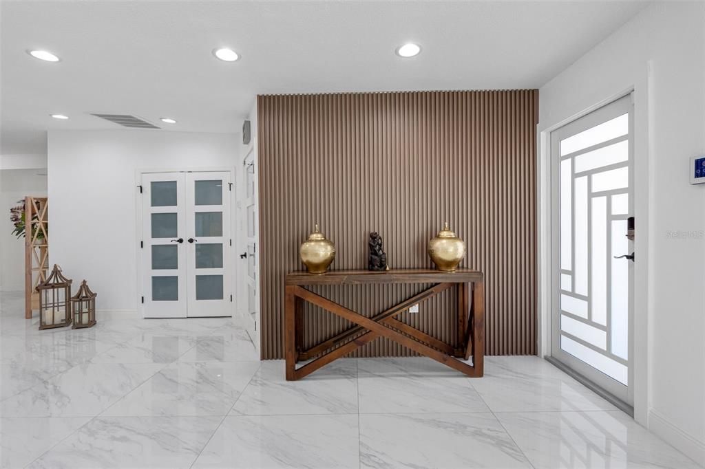 Activo con contrato: $585,000 (4 camas, 3 baños, 1697 Pies cuadrados)