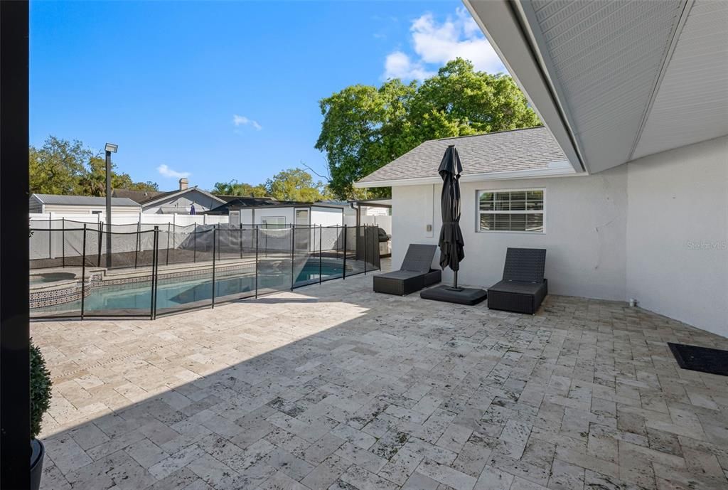 Activo con contrato: $585,000 (4 camas, 3 baños, 1697 Pies cuadrados)