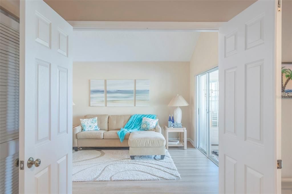 En Venta: $265,000 (3 camas, 2 baños, 1498 Pies cuadrados)