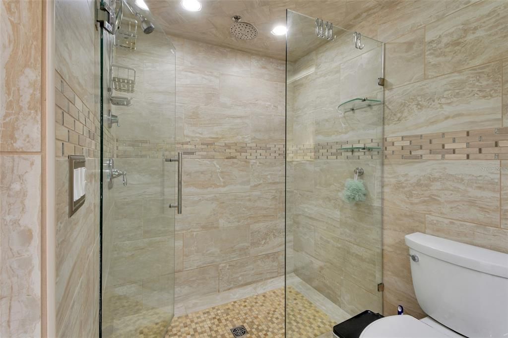 На продажу: $529,900 (4 спален, 3 ванн, 1732 Квадратных фут)