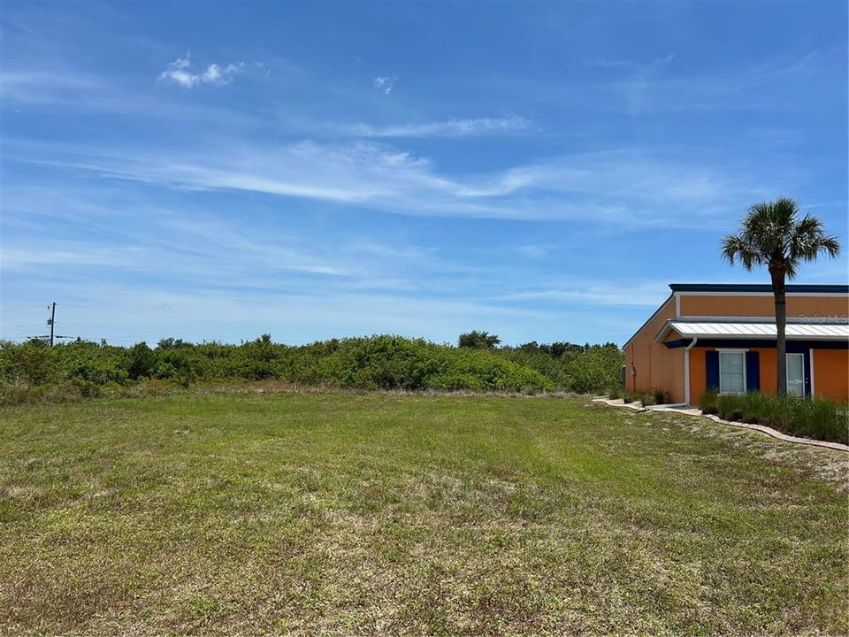 Active With Contract: $499,000 (0 beds, 0 baths, 1950 Square Feet)