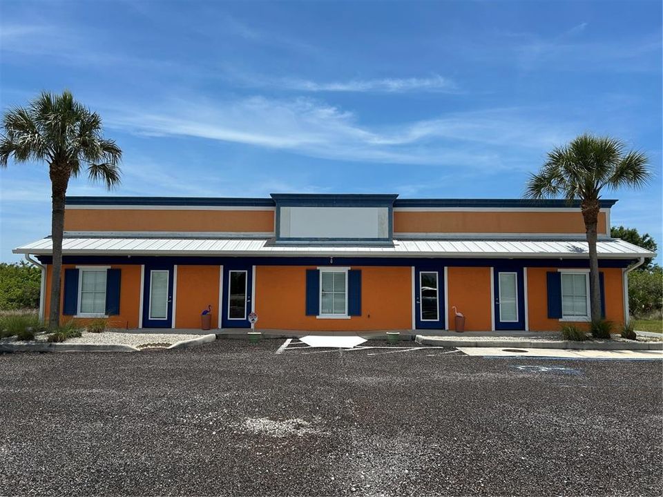Active With Contract: $499,000 (0 beds, 0 baths, 1950 Square Feet)