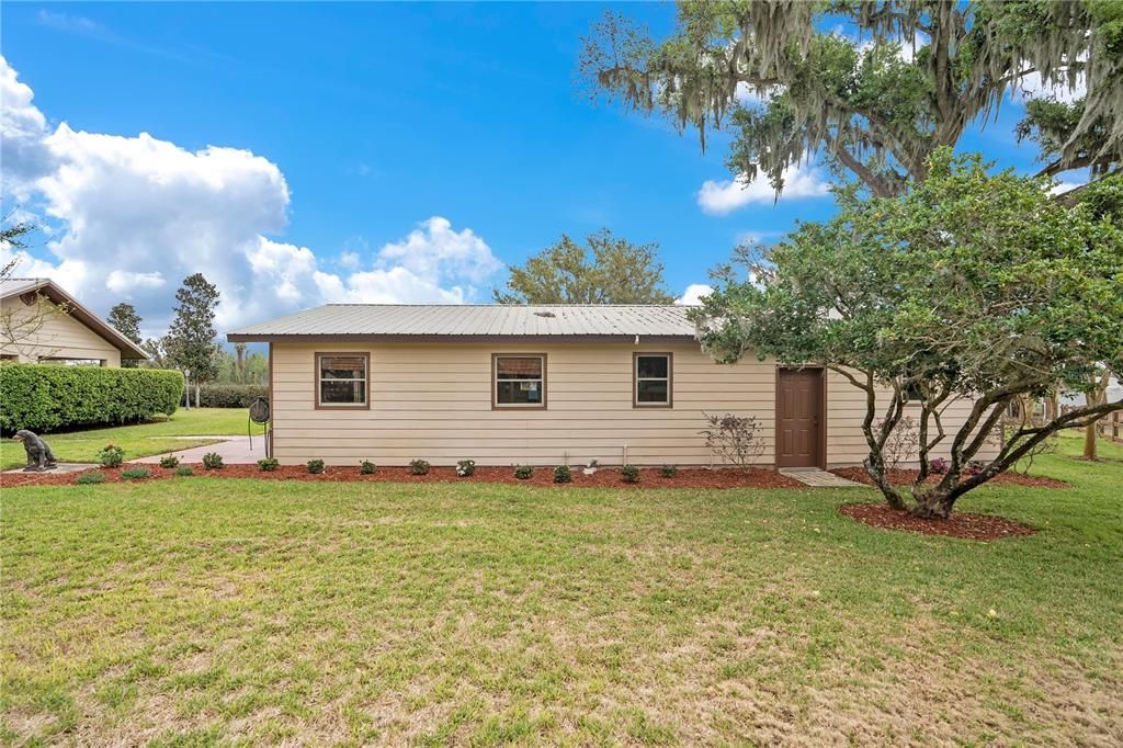 For Sale: $749,000 (4 beds, 2 baths, 2928 Square Feet)