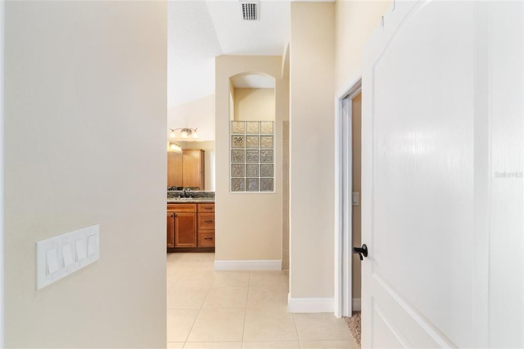 Activo con contrato: $724,900 (3 camas, 2 baños, 1958 Pies cuadrados)