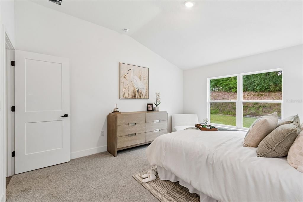 Active With Contract: $321,100 (3 beds, 2 baths, 1512 Square Feet)
