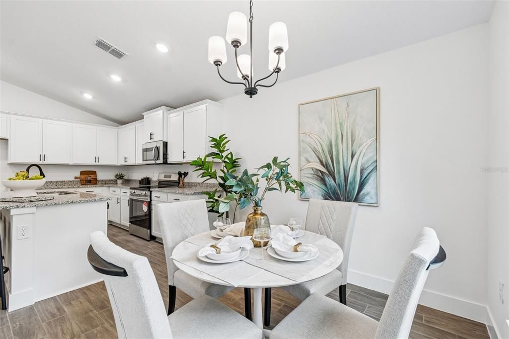 Active With Contract: $321,100 (3 beds, 2 baths, 1512 Square Feet)