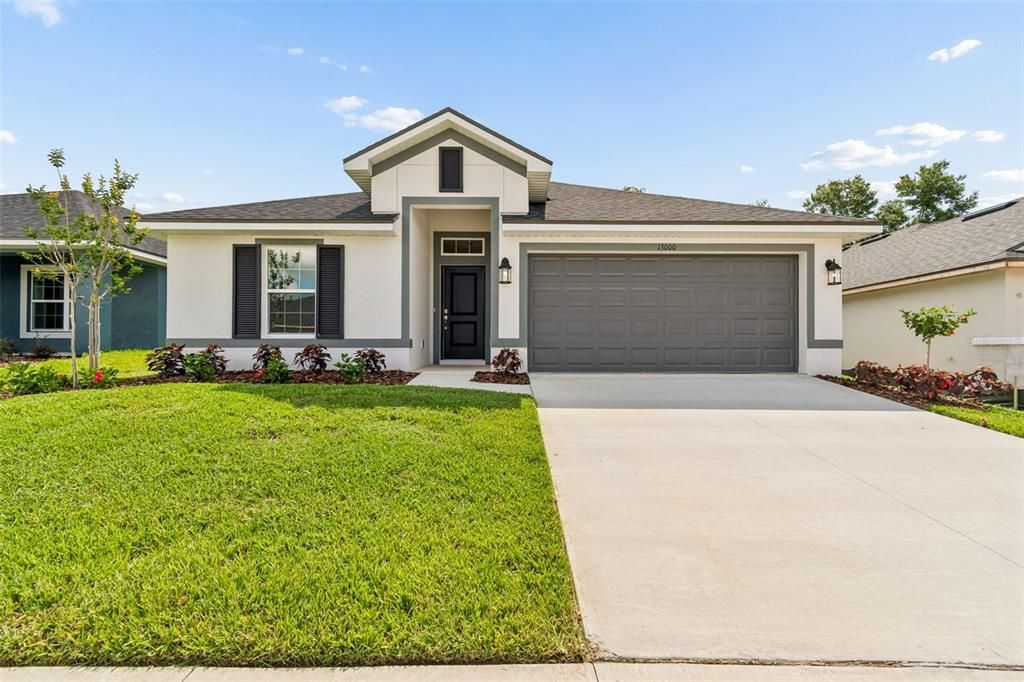 Active With Contract: $321,100 (3 beds, 2 baths, 1512 Square Feet)