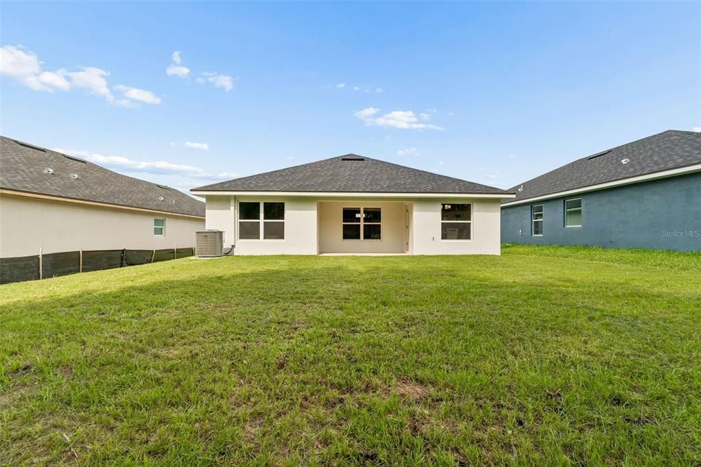 Active With Contract: $321,100 (3 beds, 2 baths, 1512 Square Feet)