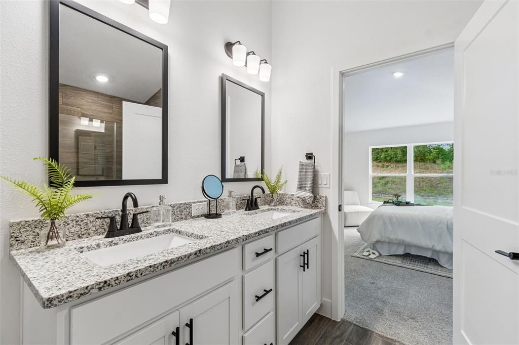 Active With Contract: $321,100 (3 beds, 2 baths, 1512 Square Feet)