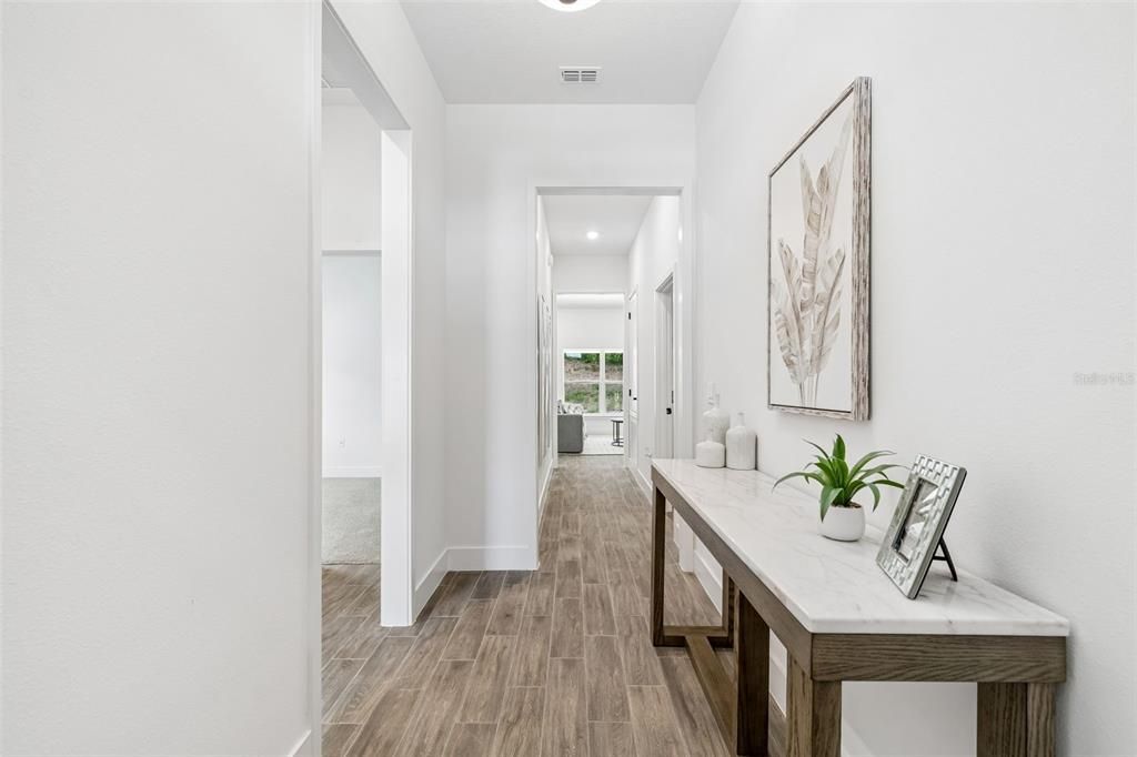 Active With Contract: $321,100 (3 beds, 2 baths, 1512 Square Feet)