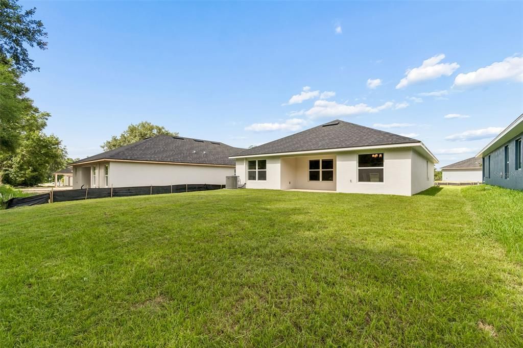 Active With Contract: $321,100 (3 beds, 2 baths, 1512 Square Feet)