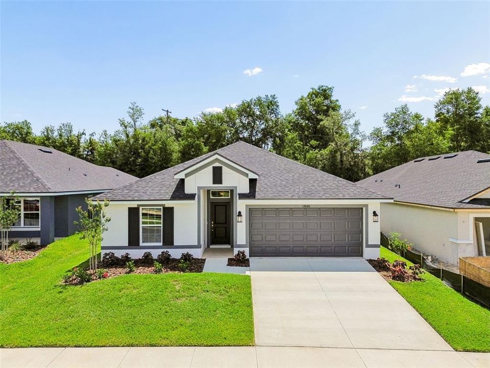 Active With Contract: $321,100 (3 beds, 2 baths, 1512 Square Feet)