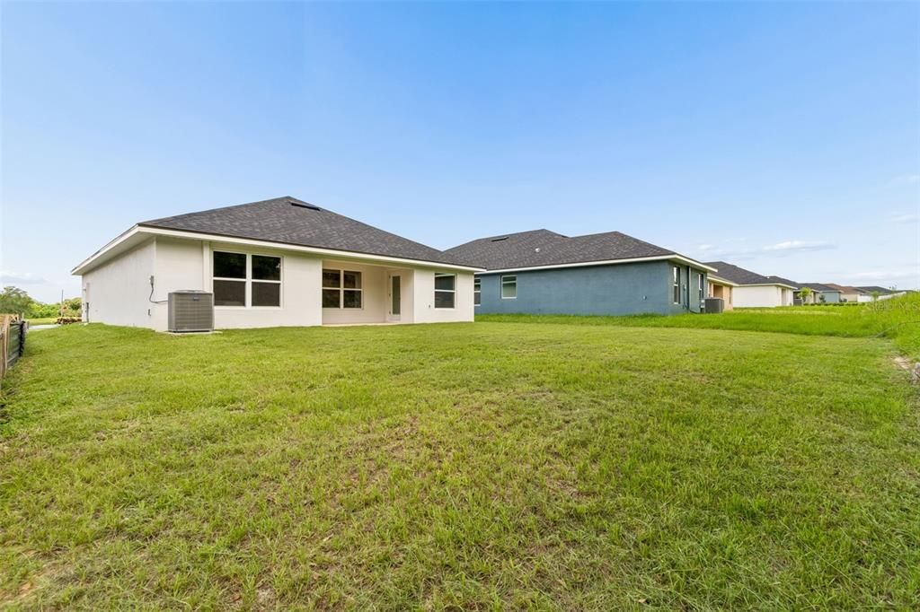 Active With Contract: $321,100 (3 beds, 2 baths, 1512 Square Feet)