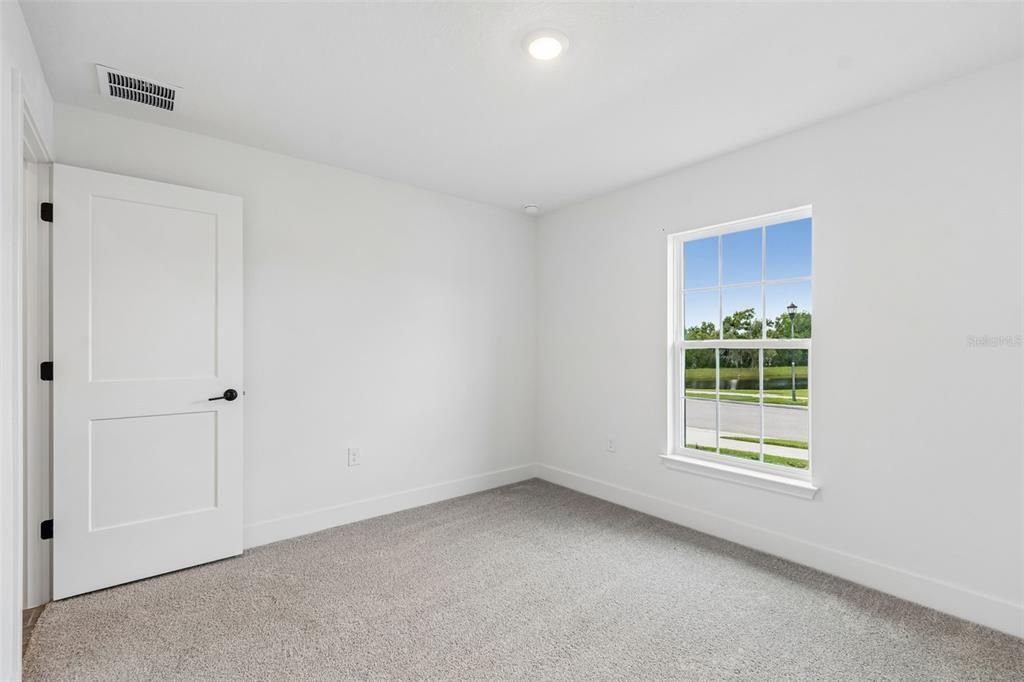 Active With Contract: $321,100 (3 beds, 2 baths, 1512 Square Feet)