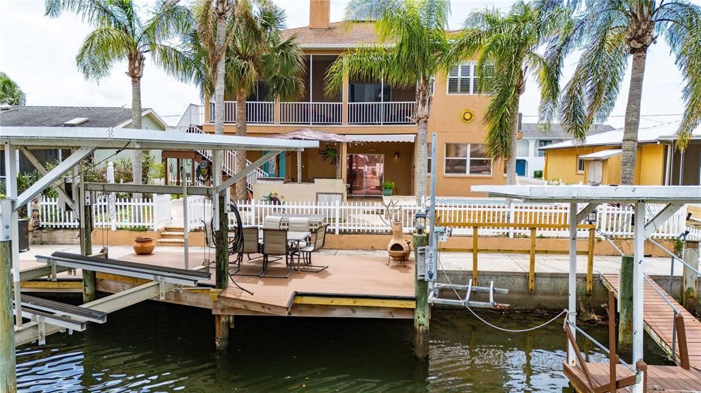 For Sale: $599,900 (3 beds, 2 baths, 1630 Square Feet)