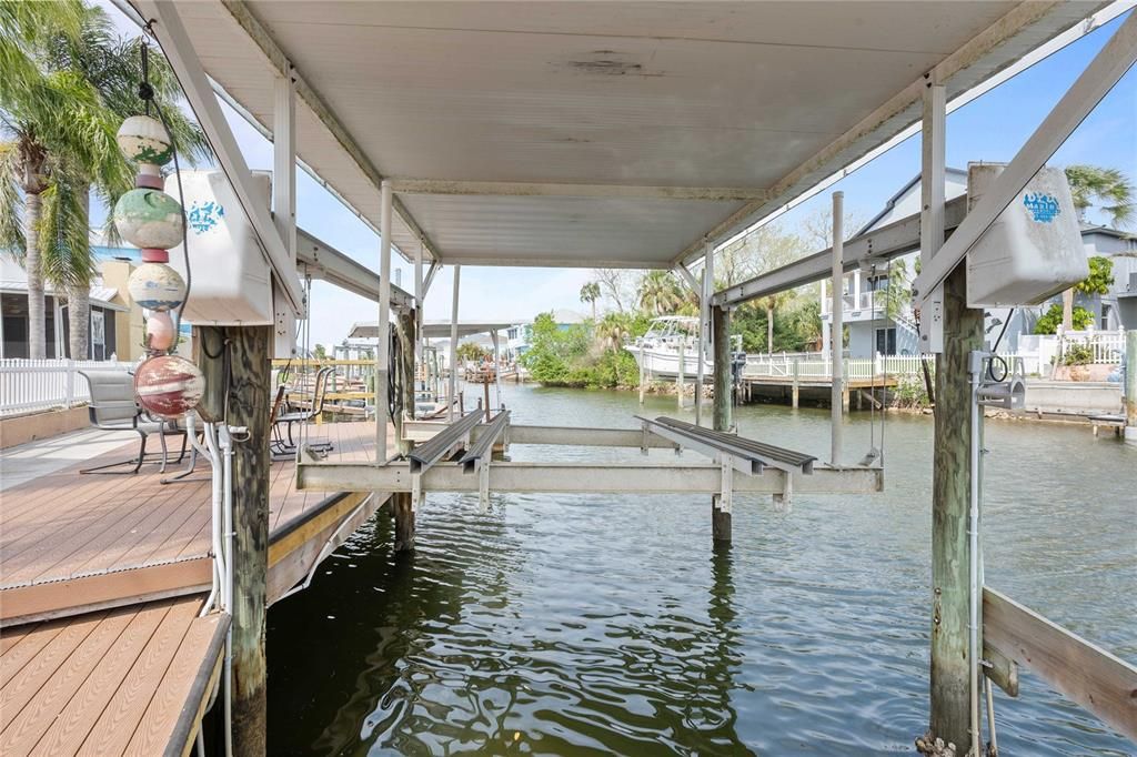 For Sale: $599,900 (3 beds, 2 baths, 1630 Square Feet)