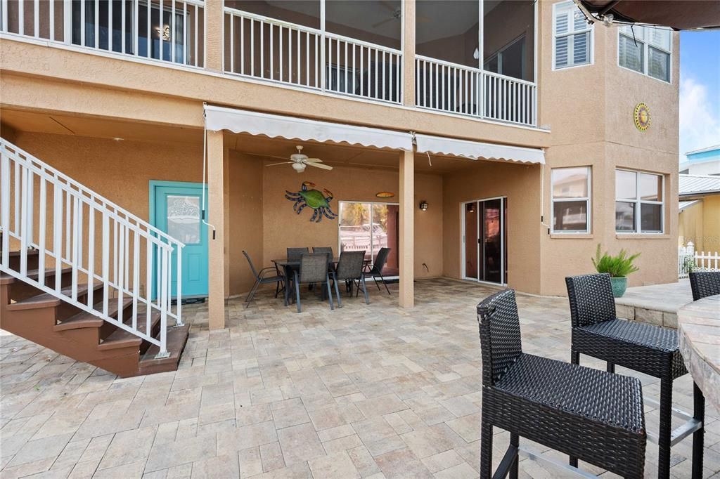 For Sale: $599,900 (3 beds, 2 baths, 1630 Square Feet)