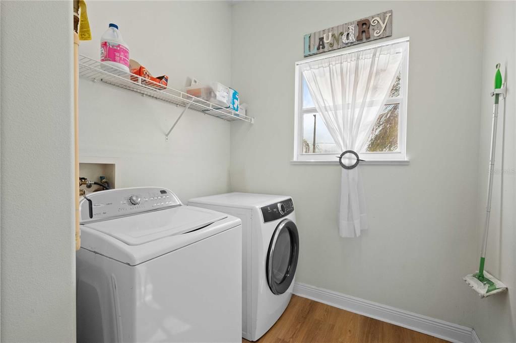 For Sale: $599,900 (3 beds, 2 baths, 1630 Square Feet)