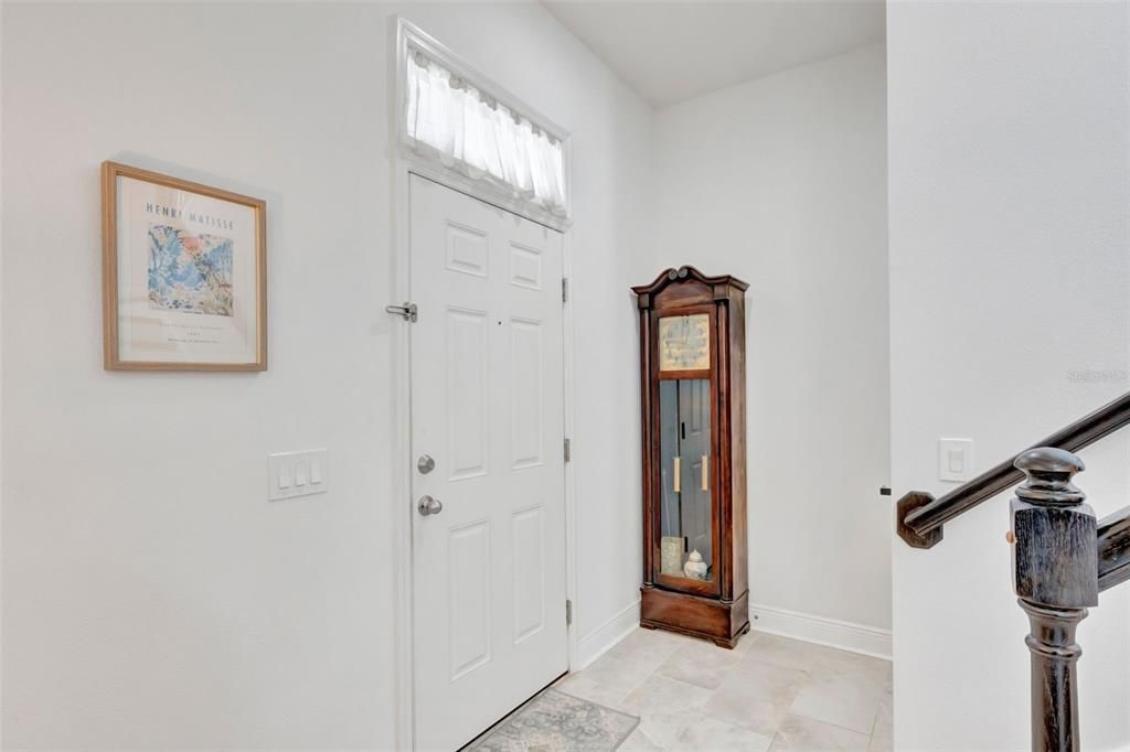 En Venta: $582,995 (4 camas, 2 baños, 2077 Pies cuadrados)