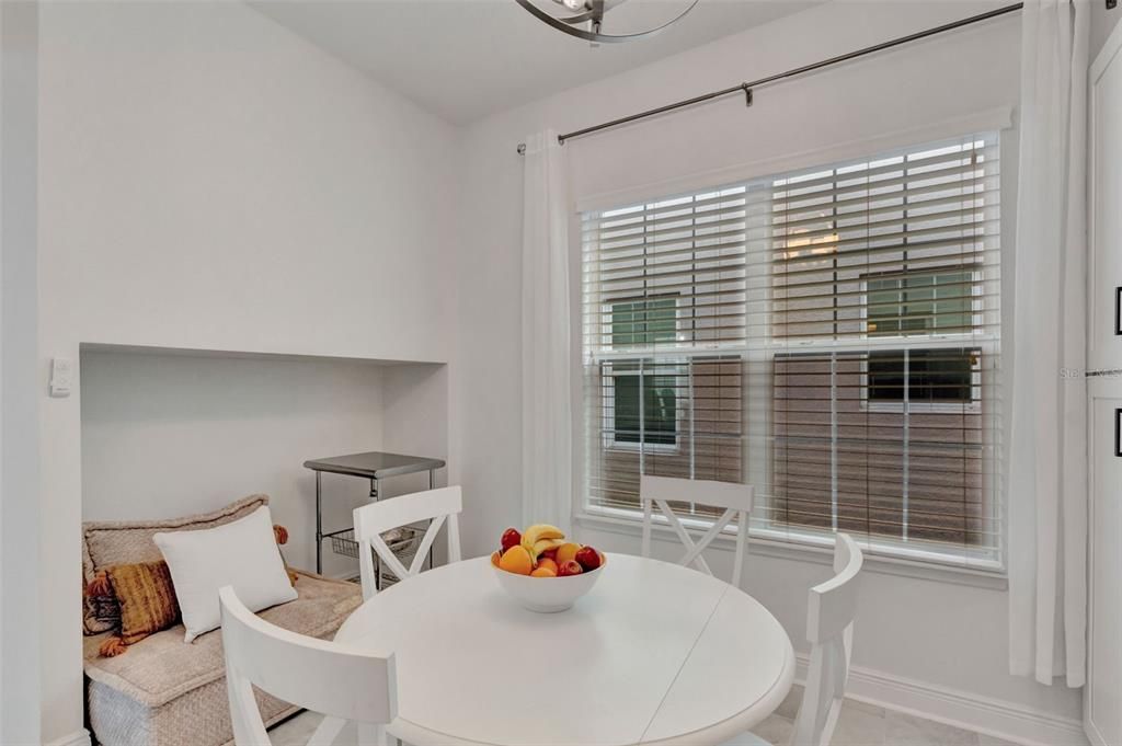 En Venta: $582,995 (4 camas, 2 baños, 2077 Pies cuadrados)