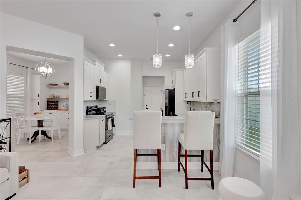 En Venta: $582,995 (4 camas, 2 baños, 2077 Pies cuadrados)