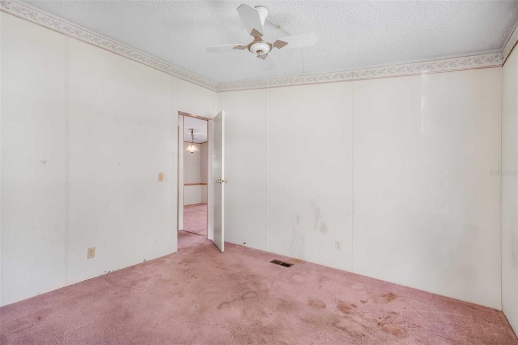 En Venta: $165,000 (3 camas, 2 baños, 1307 Pies cuadrados)