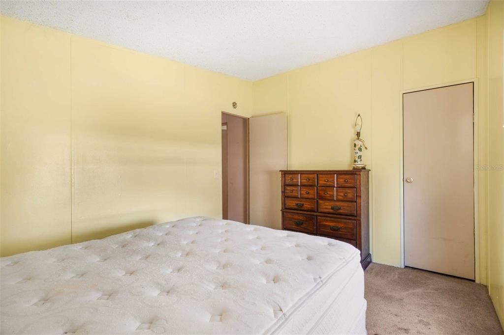 En Venta: $165,000 (3 camas, 2 baños, 1307 Pies cuadrados)