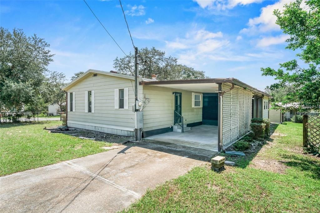 En Venta: $165,000 (3 camas, 2 baños, 1307 Pies cuadrados)