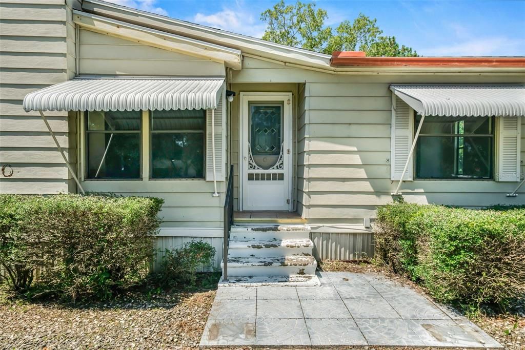 En Venta: $165,000 (3 camas, 2 baños, 1307 Pies cuadrados)