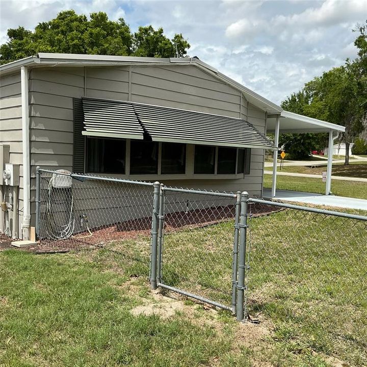 На продажу: $99,000 (2 спален, 2 ванн, 1370 Квадратных фут)